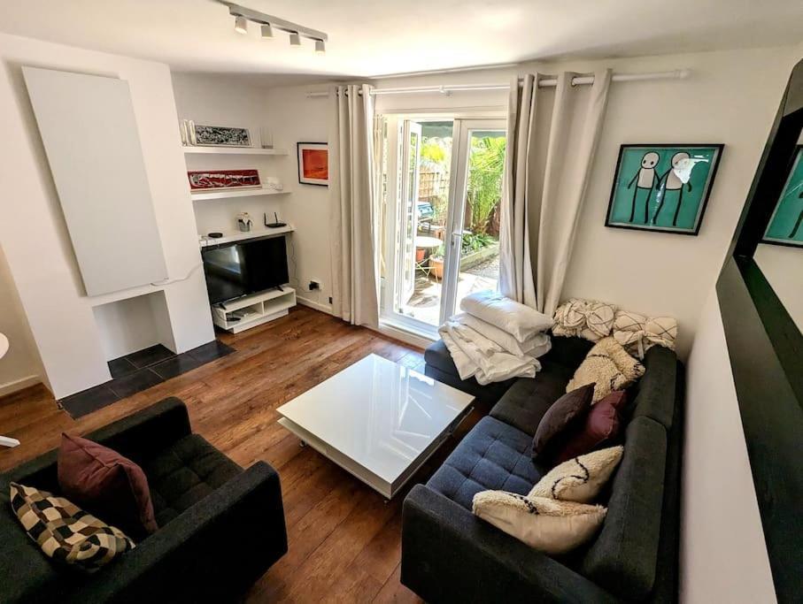 Charming 2-Bed Garden Flat Apartment London Ngoại thất bức ảnh
