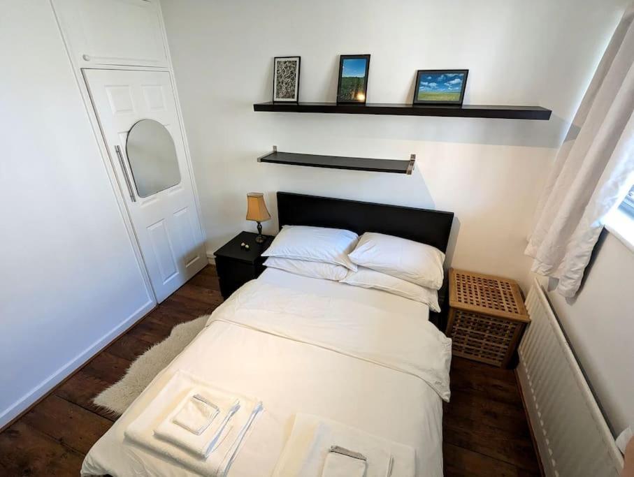 Charming 2-Bed Garden Flat Apartment London Ngoại thất bức ảnh