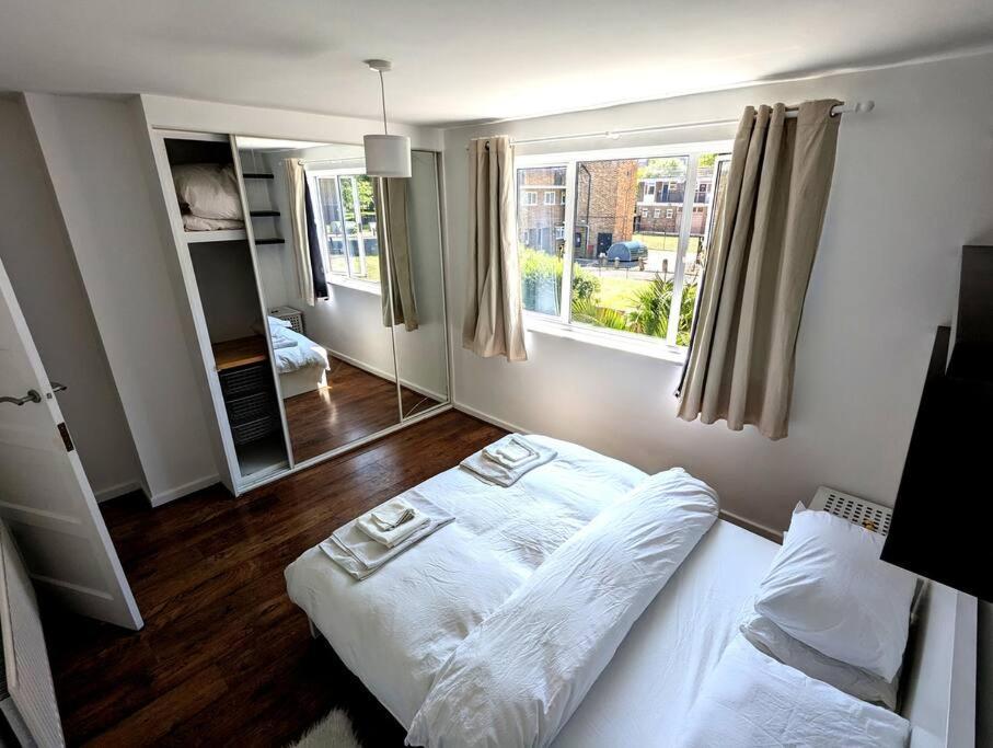 Charming 2-Bed Garden Flat Apartment London Ngoại thất bức ảnh