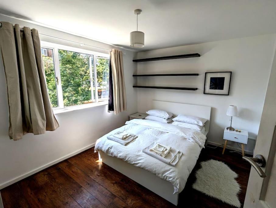 Charming 2-Bed Garden Flat Apartment London Ngoại thất bức ảnh
