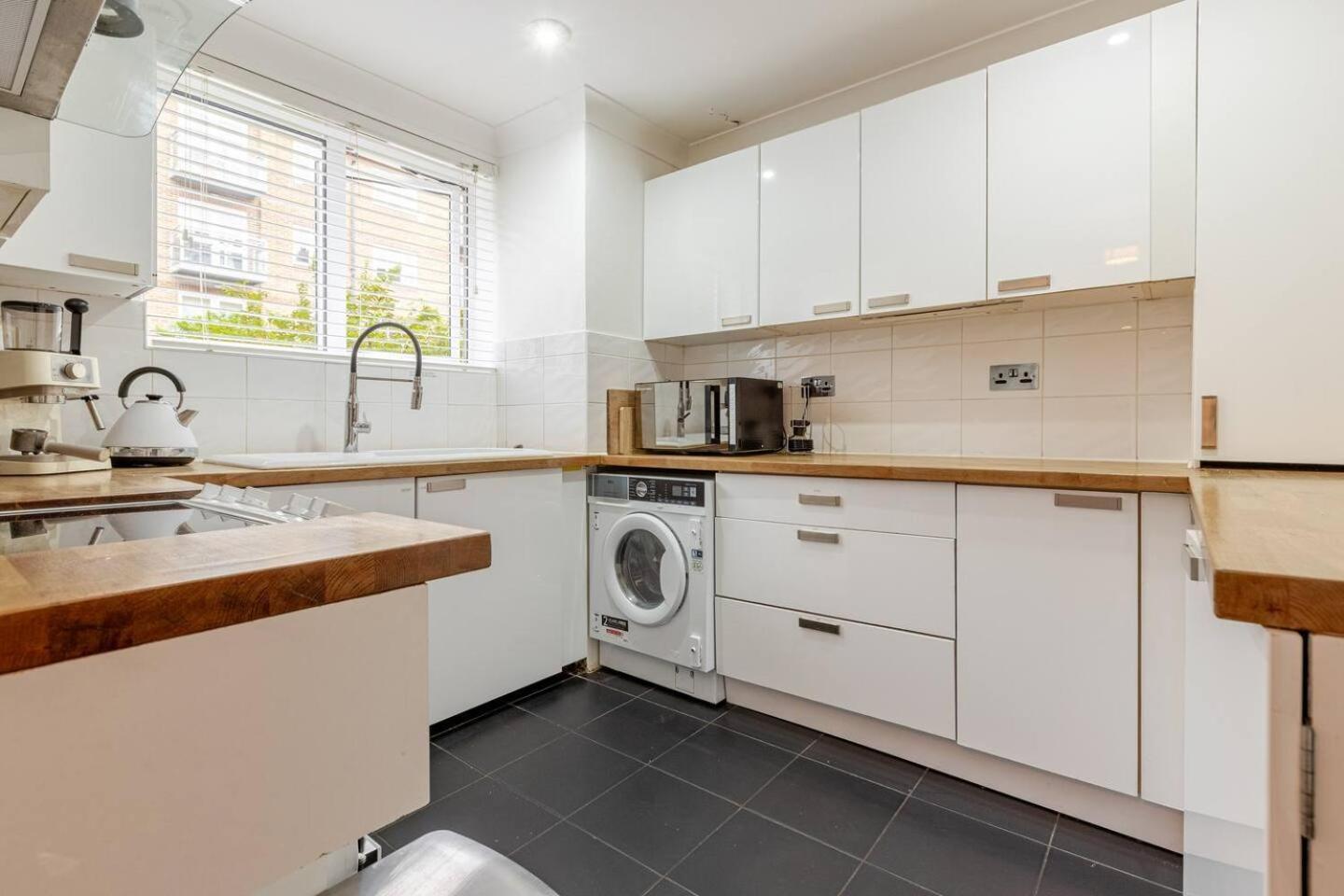 Charming 2-Bed Garden Flat Apartment London Ngoại thất bức ảnh